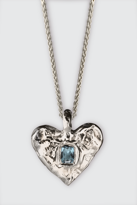 Amor Necklace
